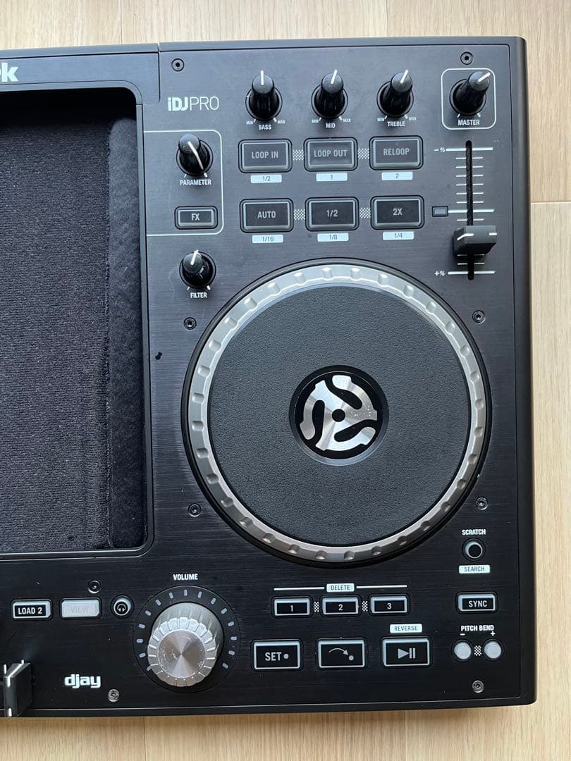 ⑤Numark iDJ Pro iPad用 DJコントローラー ケース付き