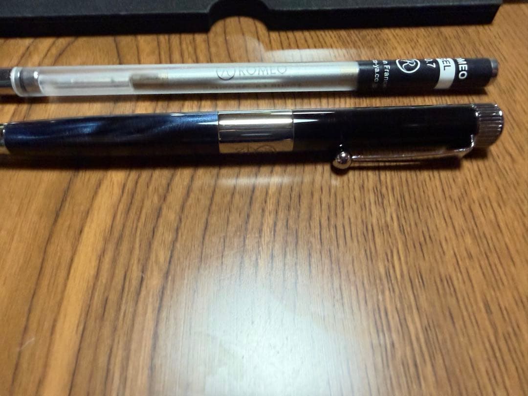 ロメオボールペンイタリアンブルー替芯、保証書付き