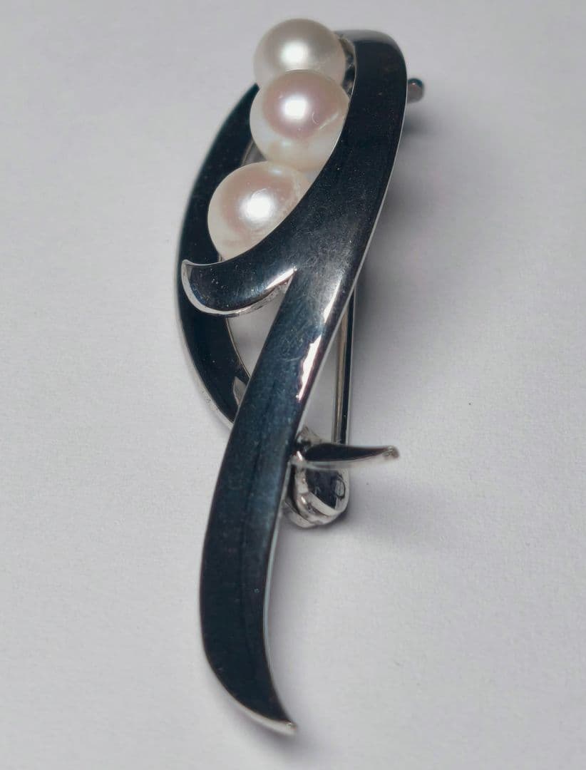 【美品 最高級!!】ミキモト ブローチ パール フォーマル 3珠 皇室御用達