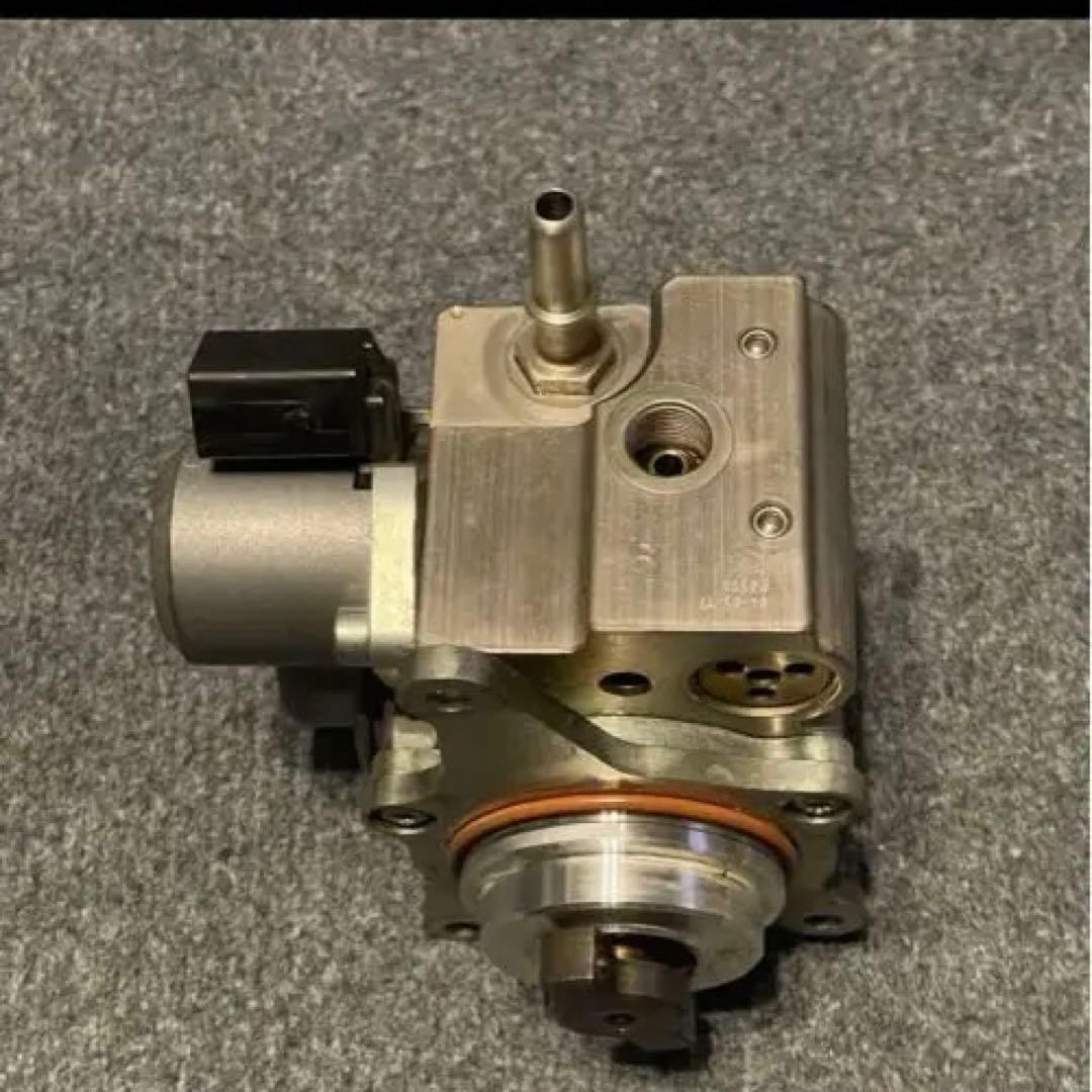 高圧燃料ポンプ　プジョー　RCZ ミニ　シトロエン　9819938480