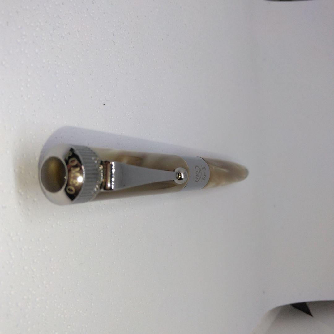 ROMEO No.3　イタリアンベージュ　太軸　 R154 ボールペン 本体