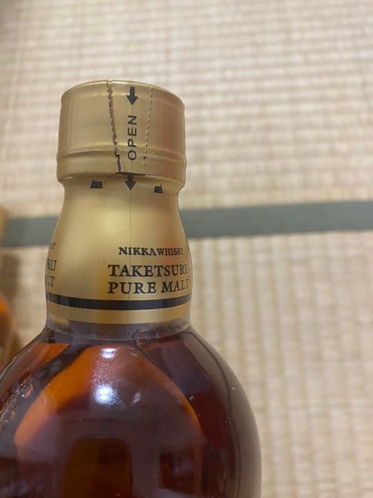 竹鶴ピュアモルト　ＮＶ　500ml　旧ラベル　　2本