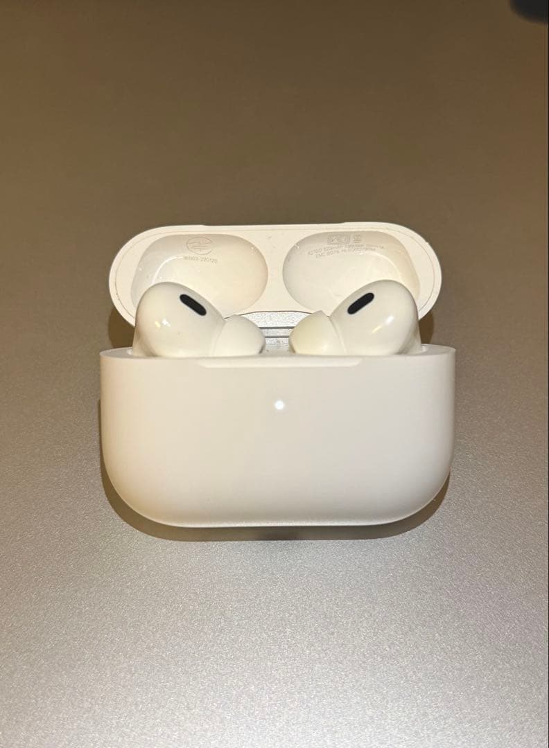 AirPods Pro 2世代　エアーポッズプロ2世代　本体