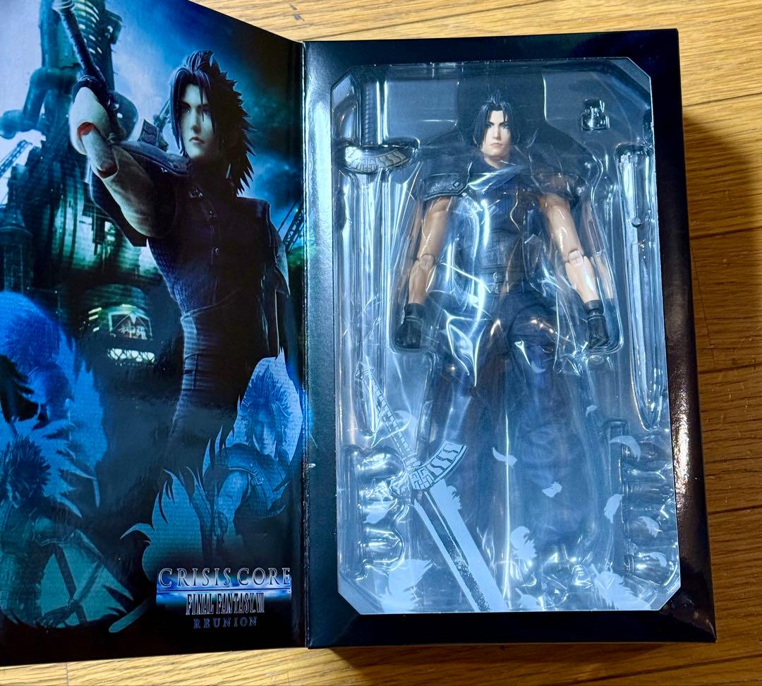 プレイアーツ改　未開封　ザックス　2nd FF7クライシスコアリユニオン