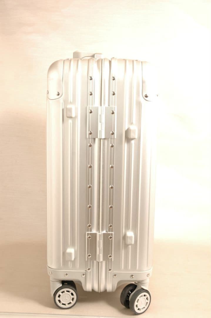 Mercedes ベンツ アルミニウムキャリーケース