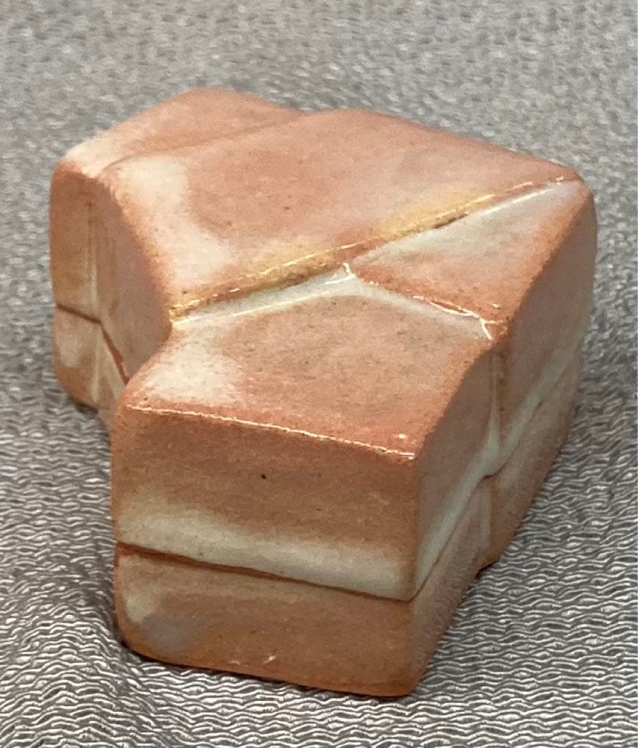 B178s  「萩 結文香合」十二代田原陶兵衛造　共布共箱　萩焼深川本窯