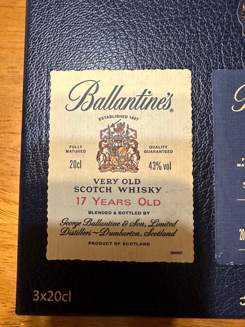 ウイスキー Ballantine's The Premium Collection