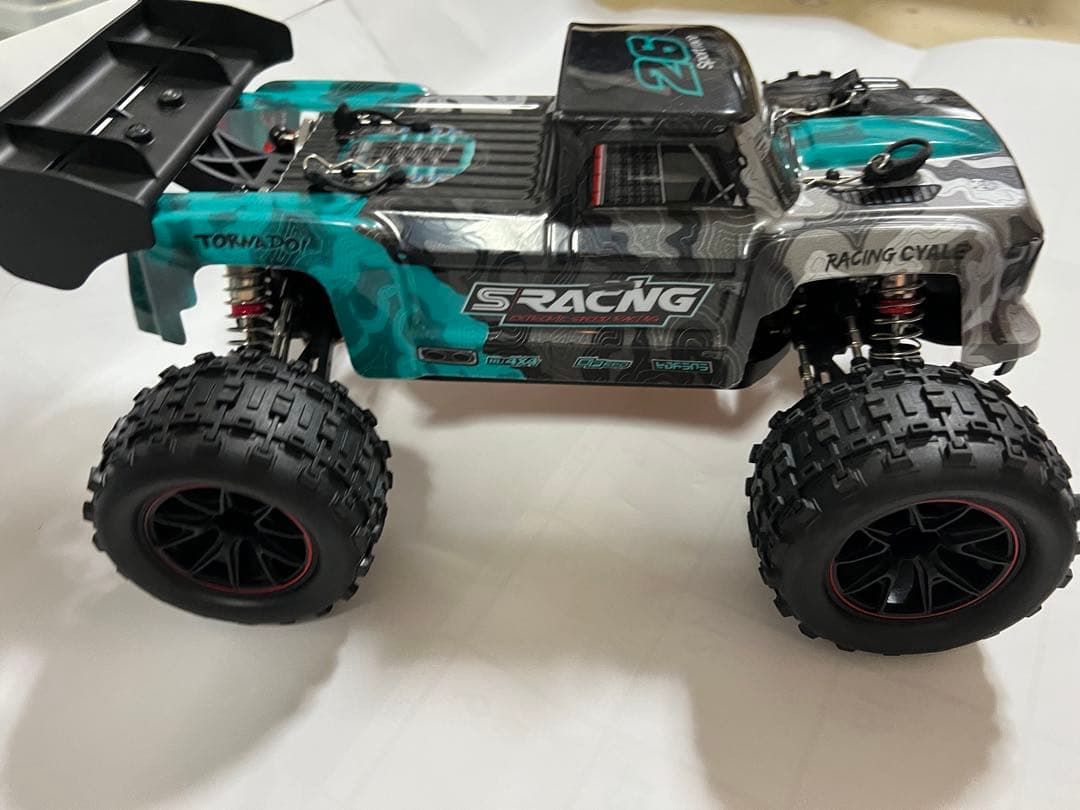 ラジコン　オフロード