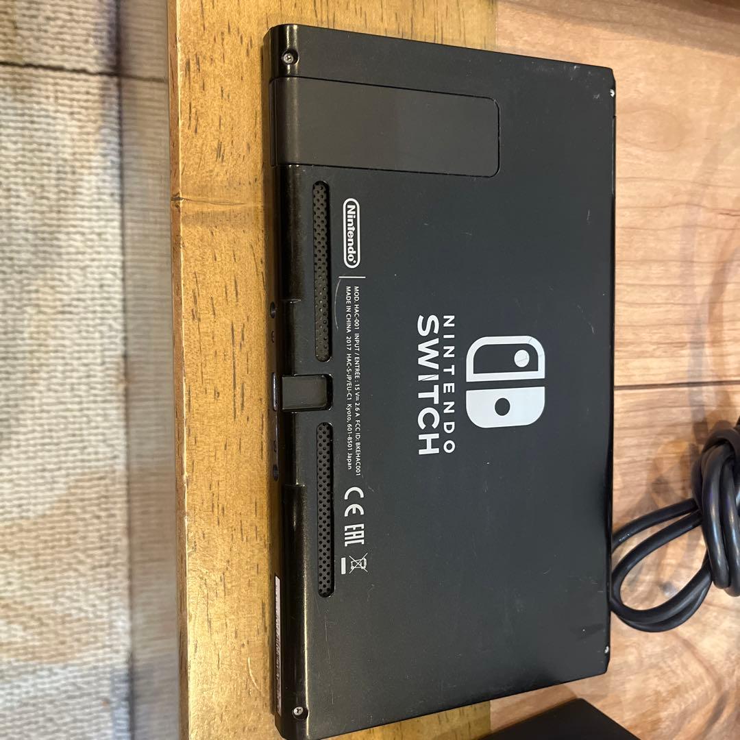 Nintendo Switch 本体 充電器・ケース付き