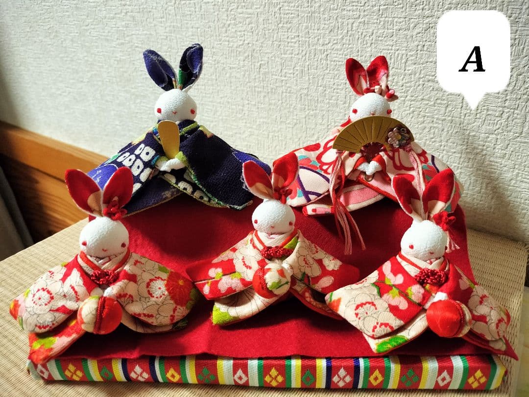 ひとぼぼページ！うさぎのお雛様三人官女！？付きで！ちりめん細工