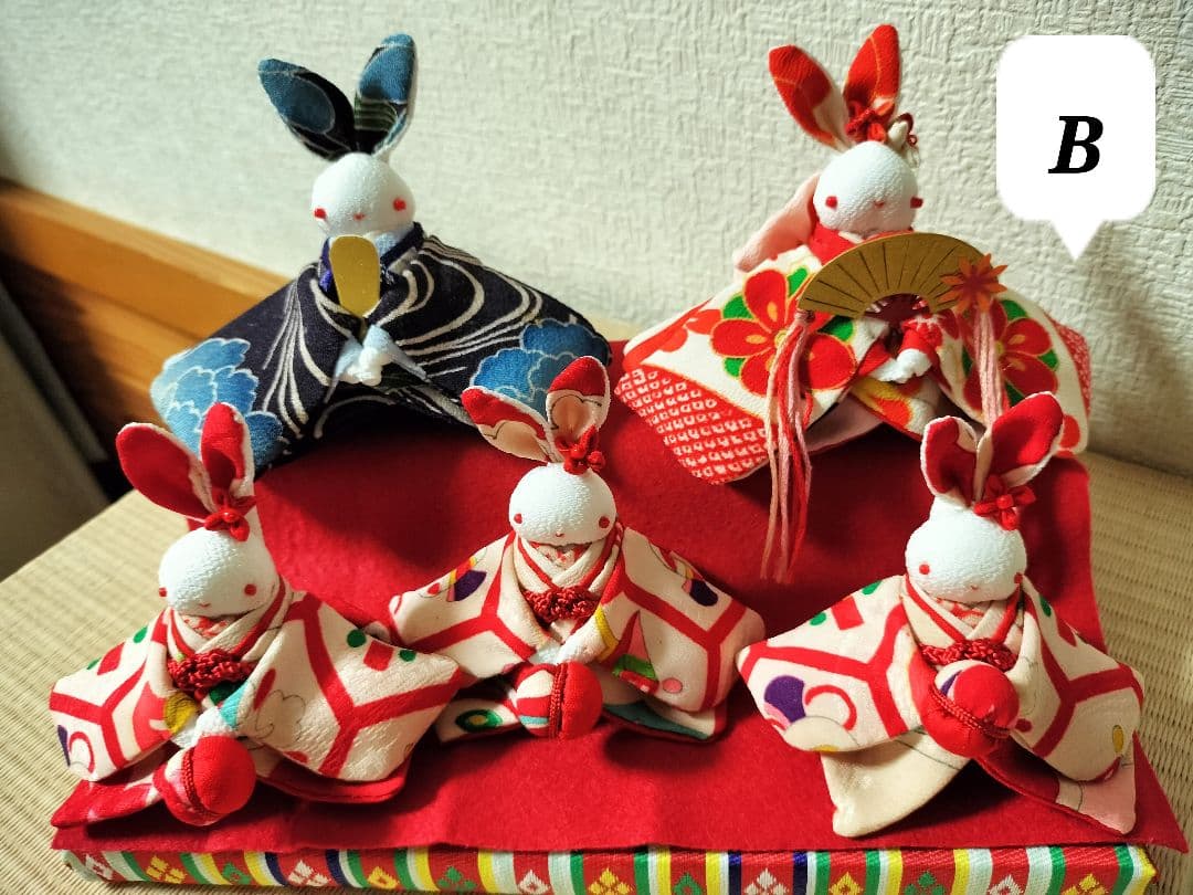 ひとぼぼページ！うさぎのお雛様三人官女！？付きで！ちりめん細工