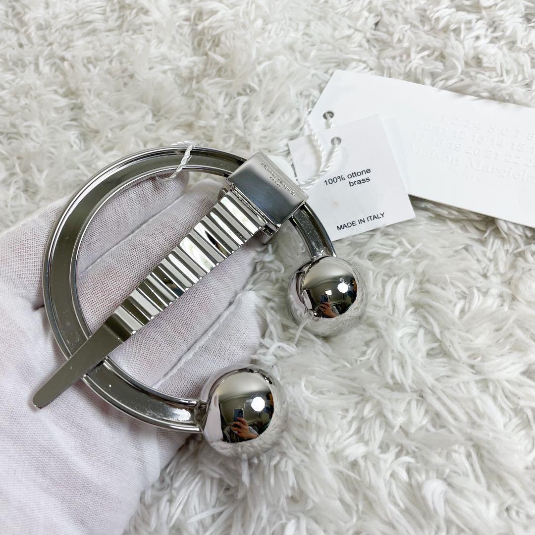 メゾンマルジェラ　ビッグブローチ　真鍮　イタリア製　タグ付　未使用品