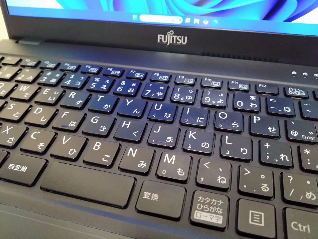 LIFEBOOK U939 富士通ノートパソコン メモリ8GB SSD256GB