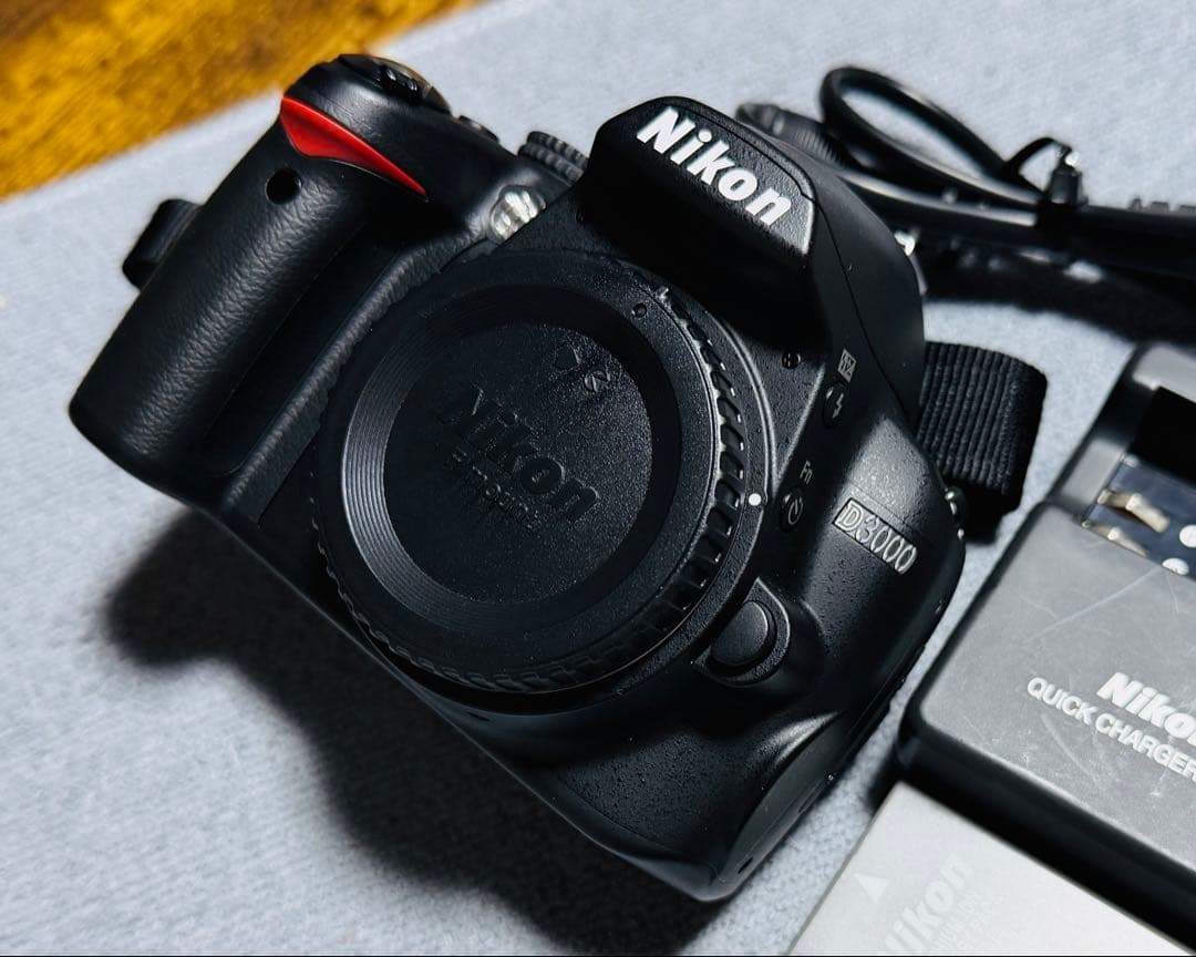 Nikon D3000 ボディ CCD 極上品 総S1706