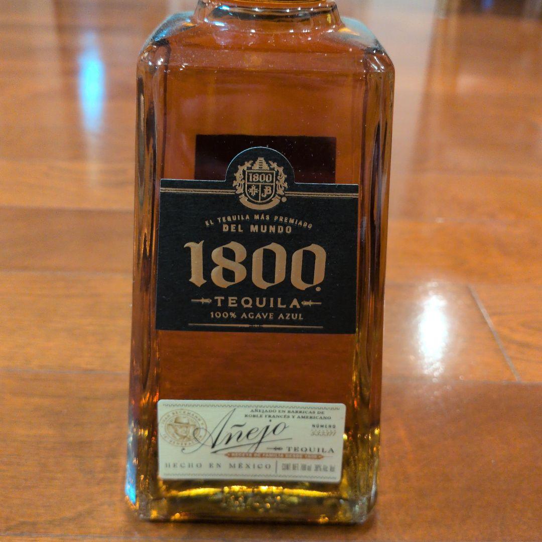 1800 Tequila Añejo 100% Agave　700ml