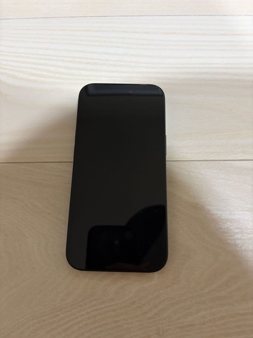 Apple iPhone 15 ブラック 本体 512GB