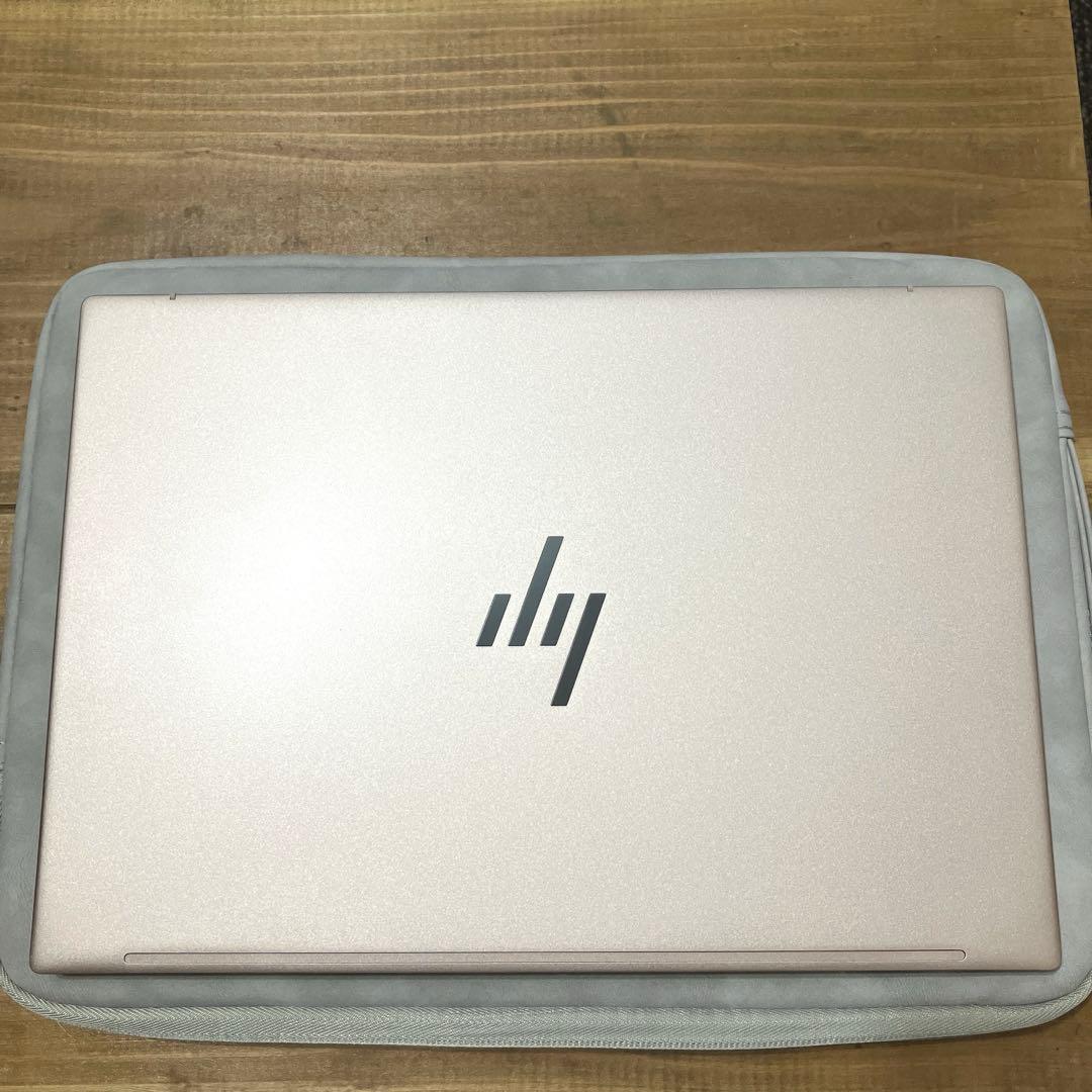 HP Pavilion Aero 13-be ピンクベージュ