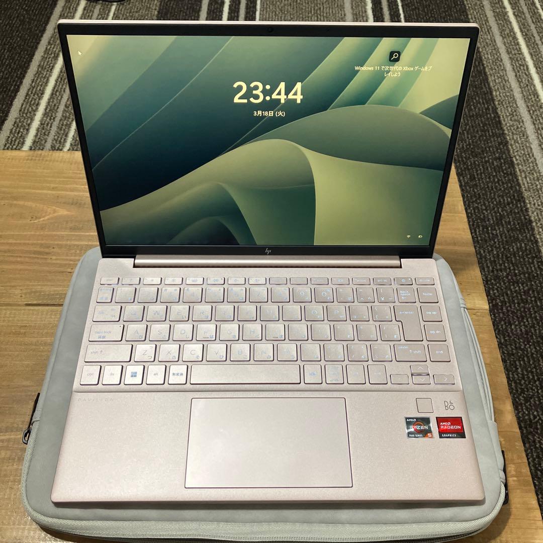 HP Pavilion Aero 13-be ピンクベージュ