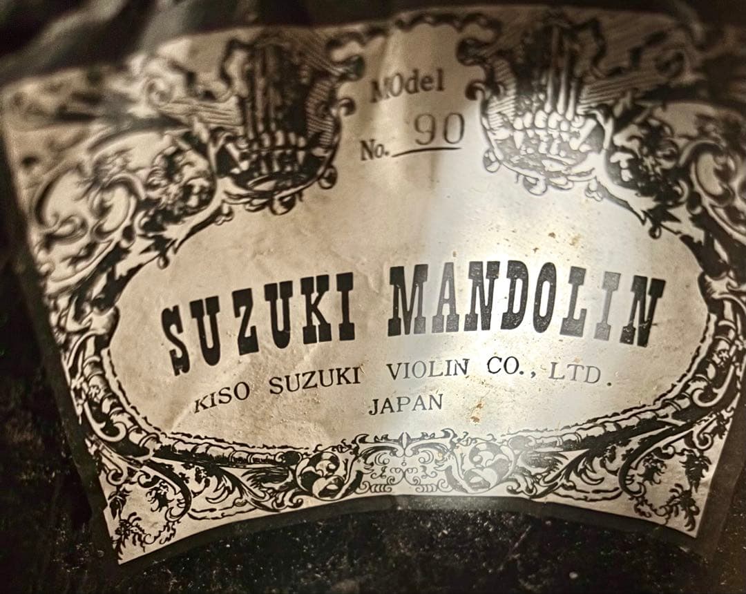 【新品弦張替済】SUZUKI マンドリン No.90 チューナー/ピック