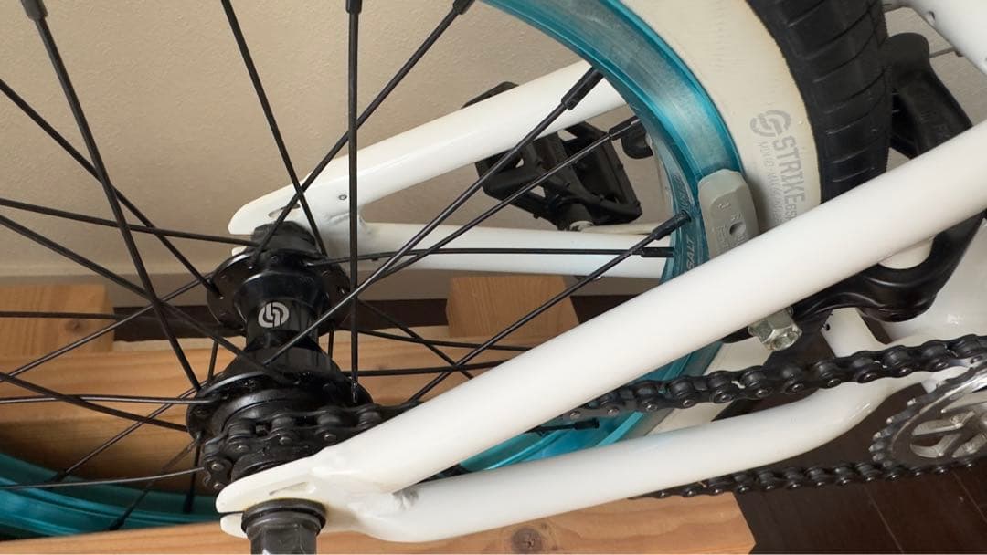 キッズ 16インチWethepeople BMX ウィーザピープル 子供用自転車