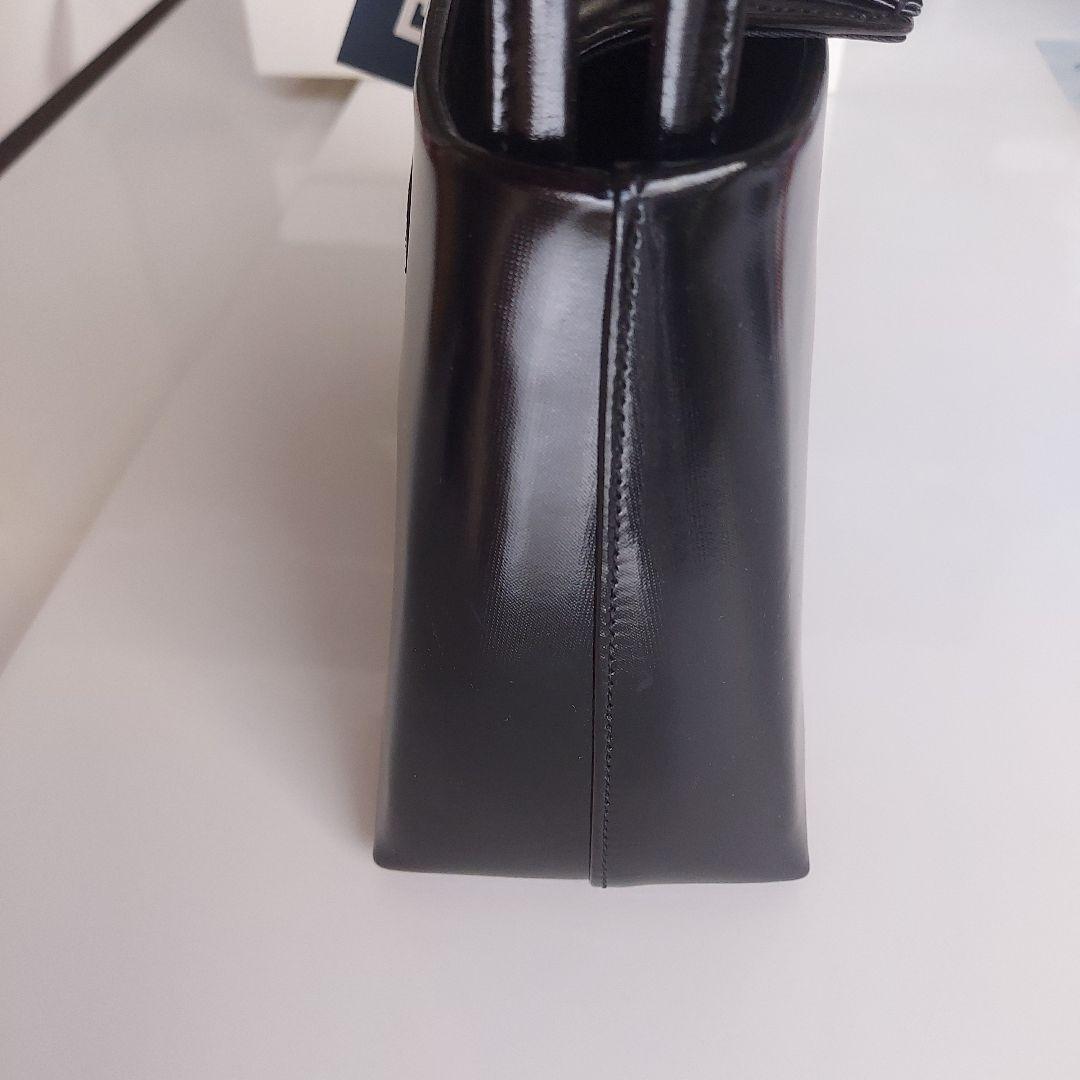 Givenchy　ハンドバッグ　フォーマル　冠婚葬祭にもOK　 ブラック