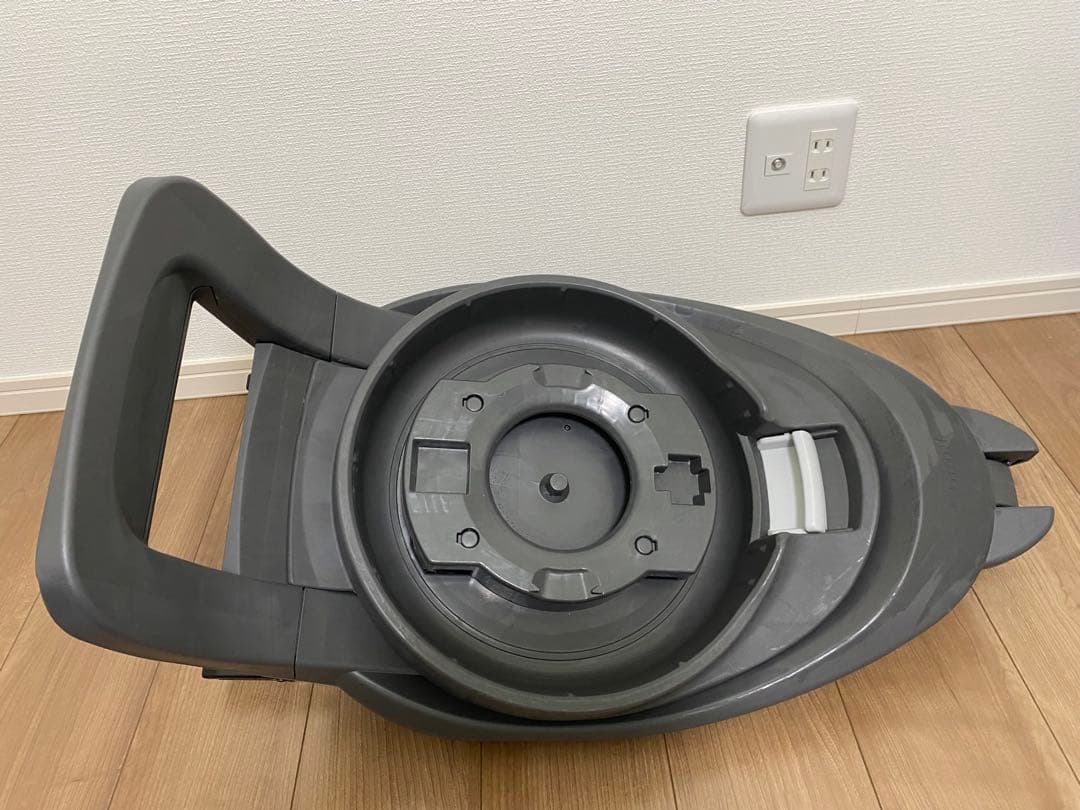 Ｒ*.様 期間限定　Combi チャイルドシート　THE Sシリーズ