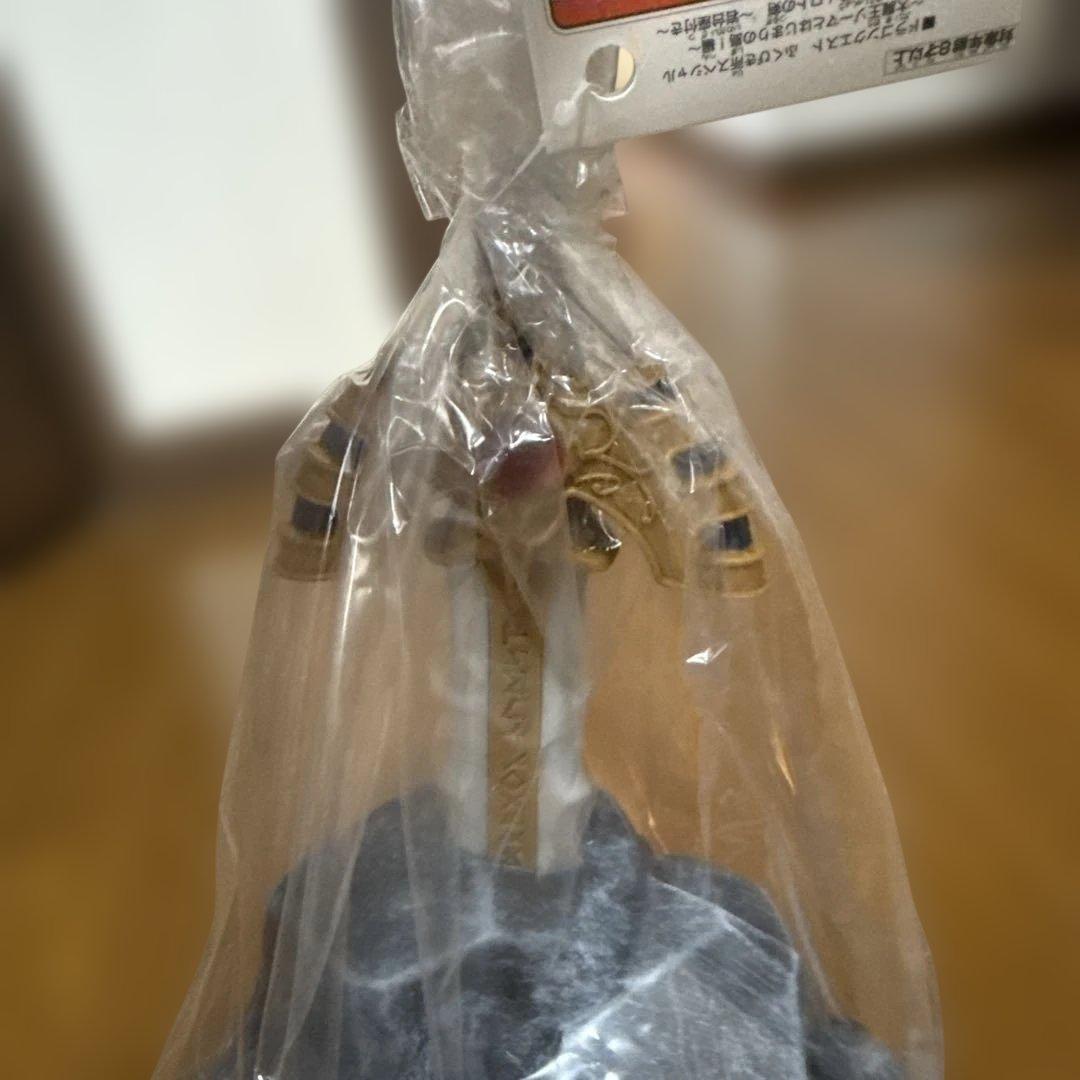 ロトの剣 ~岩台付き~ ニジゲンノモリ　限定品　超鬼レア　非売品