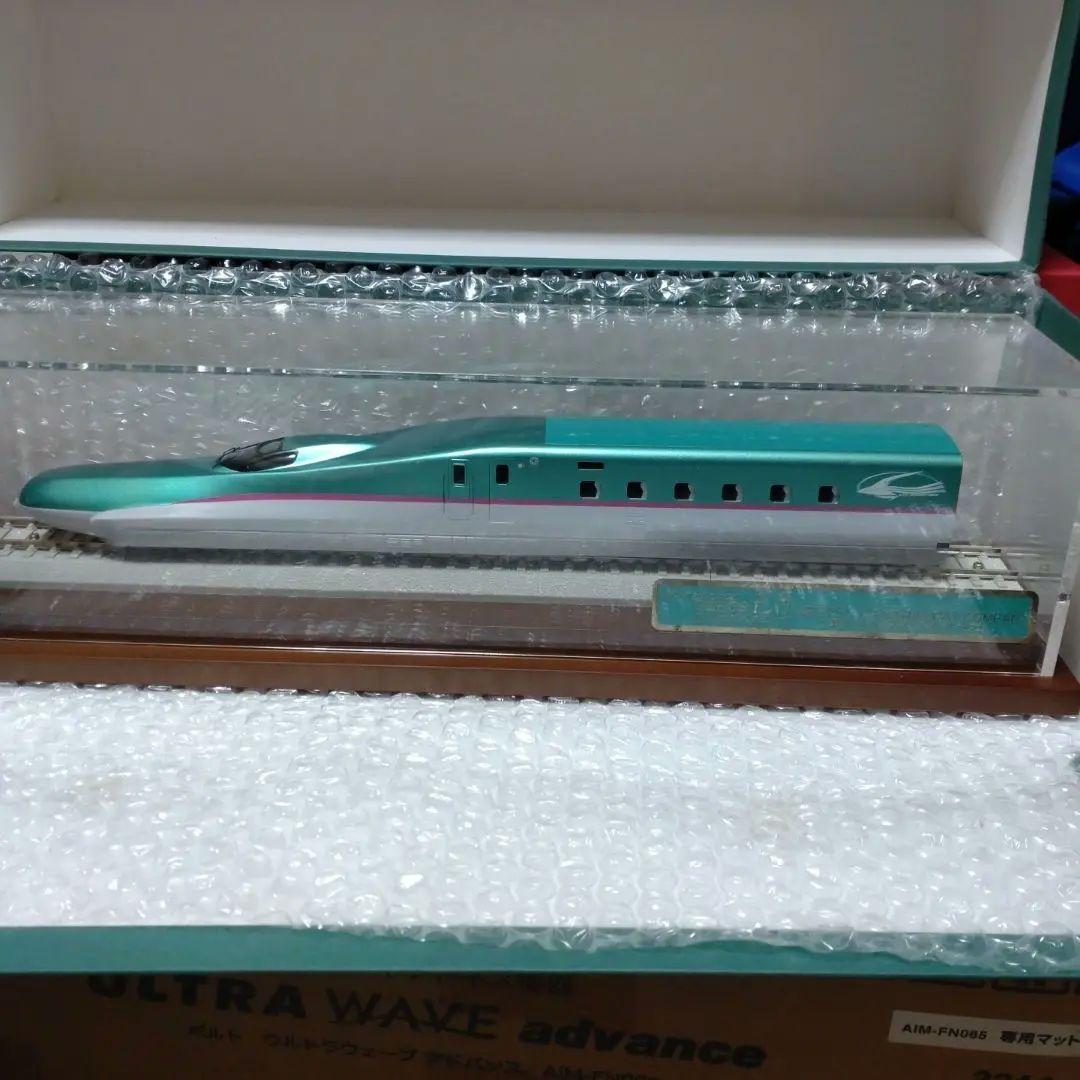 E5系新幹線 模型 JR東日本 専用ケース付き