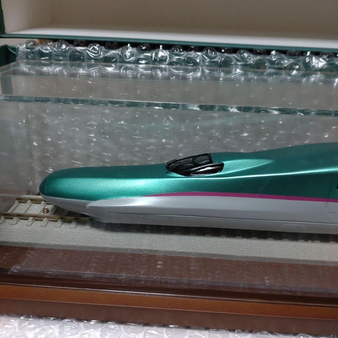 E5系新幹線 模型 JR東日本 専用ケース付き