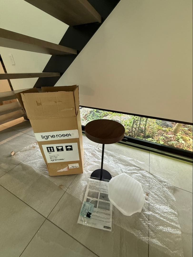 リーンロゼ　ロゼシャンテレール　新品　サイドテーブル