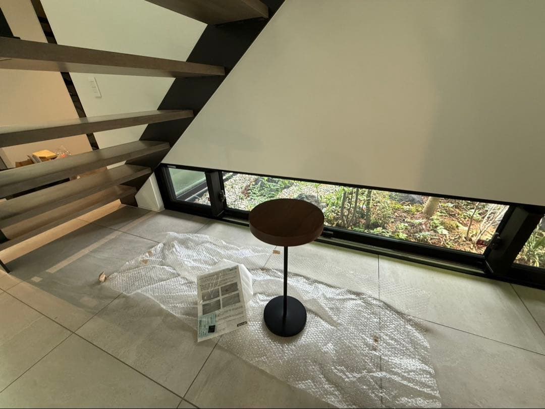 リーンロゼ　ロゼシャンテレール　新品　サイドテーブル