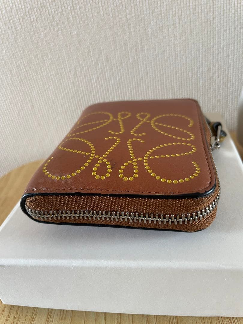 ロエベ　財布