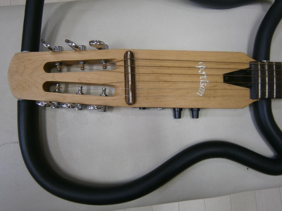 Ａrtisan＜サイレント・トラベルギター＞折り畳みタイプ