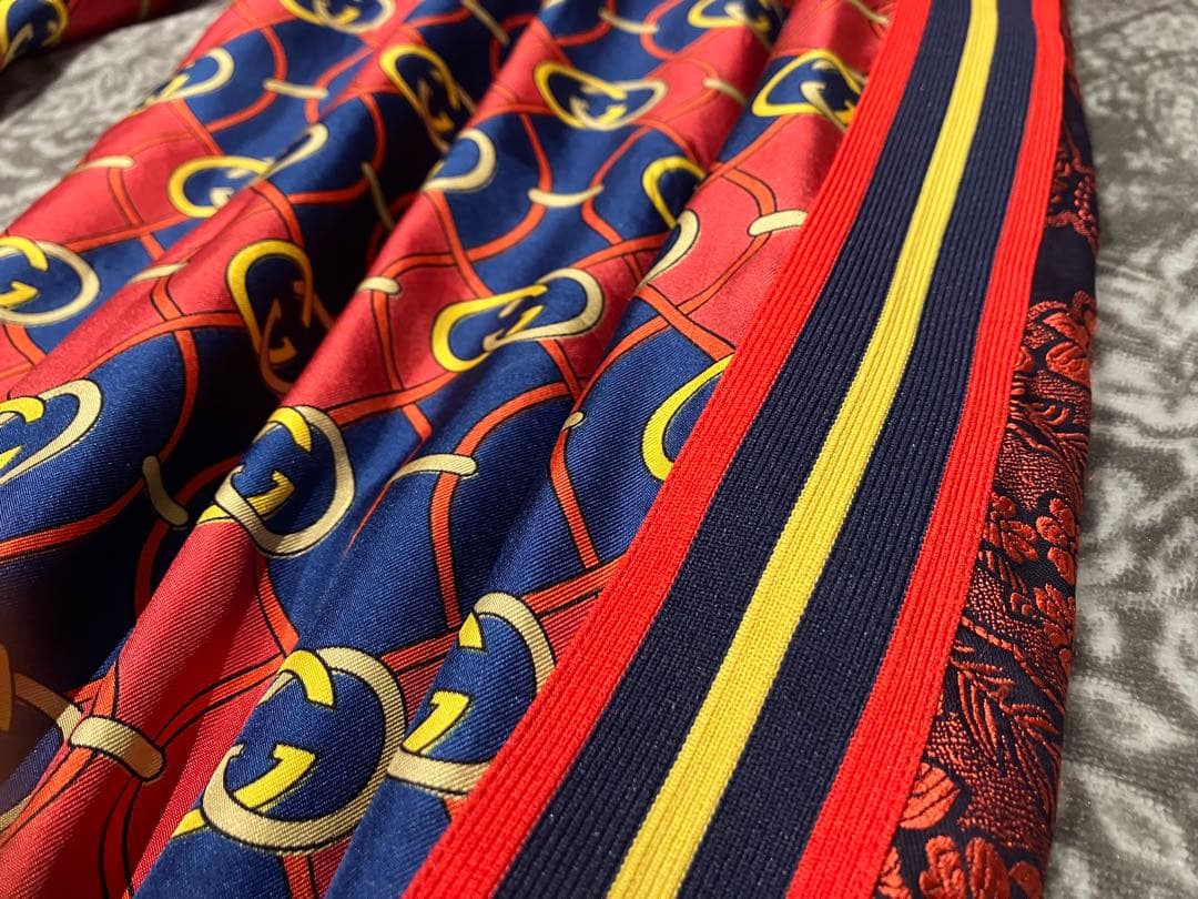 GUCCI ハーレムパンツ