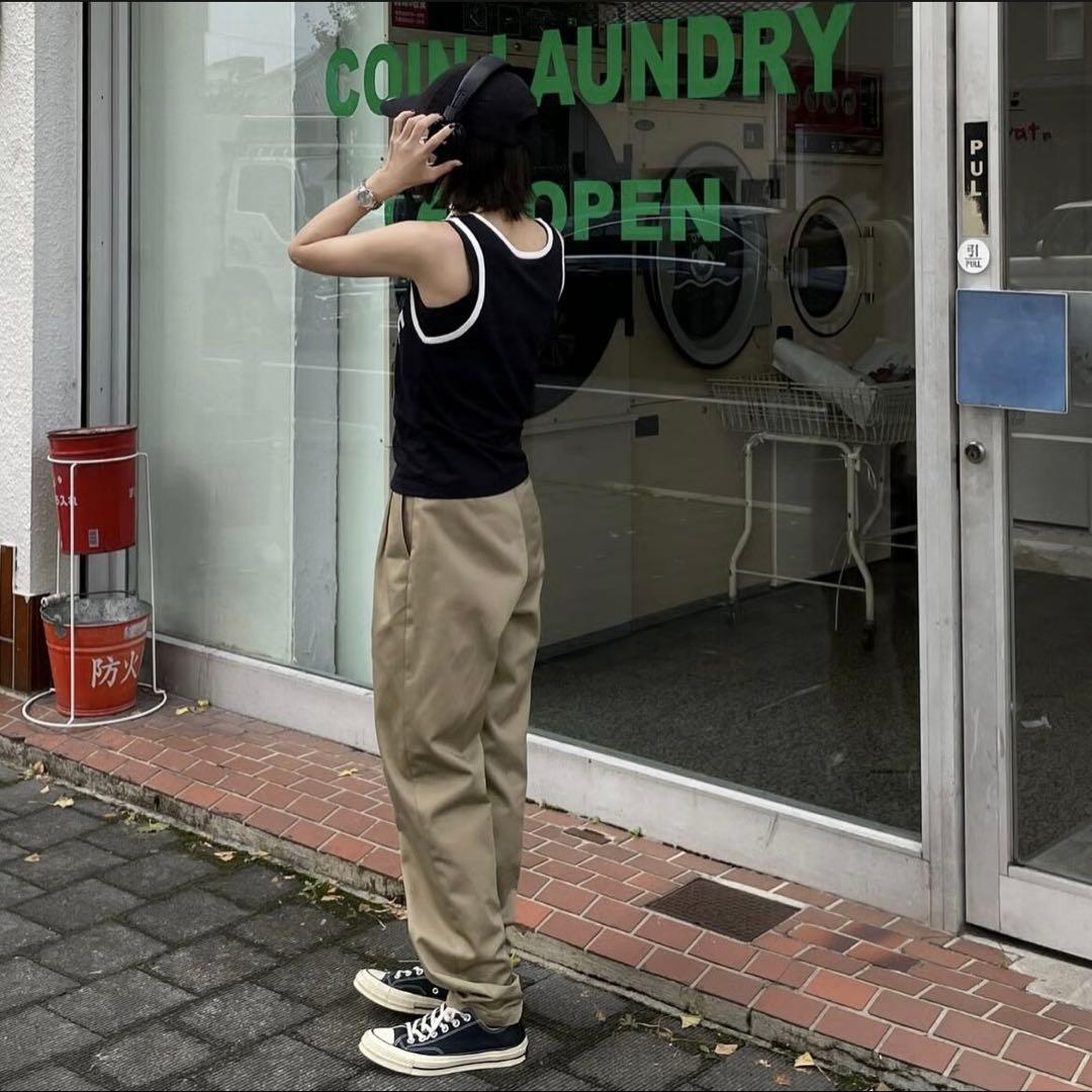 ok.soon×dickies コラボチノ［2タックテーパード］ベージュ