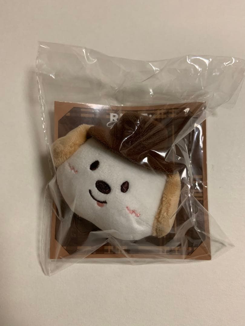 アントン【未使用・未開封・匿名配送】ぬいぐるみバッジ、モンリョンイ