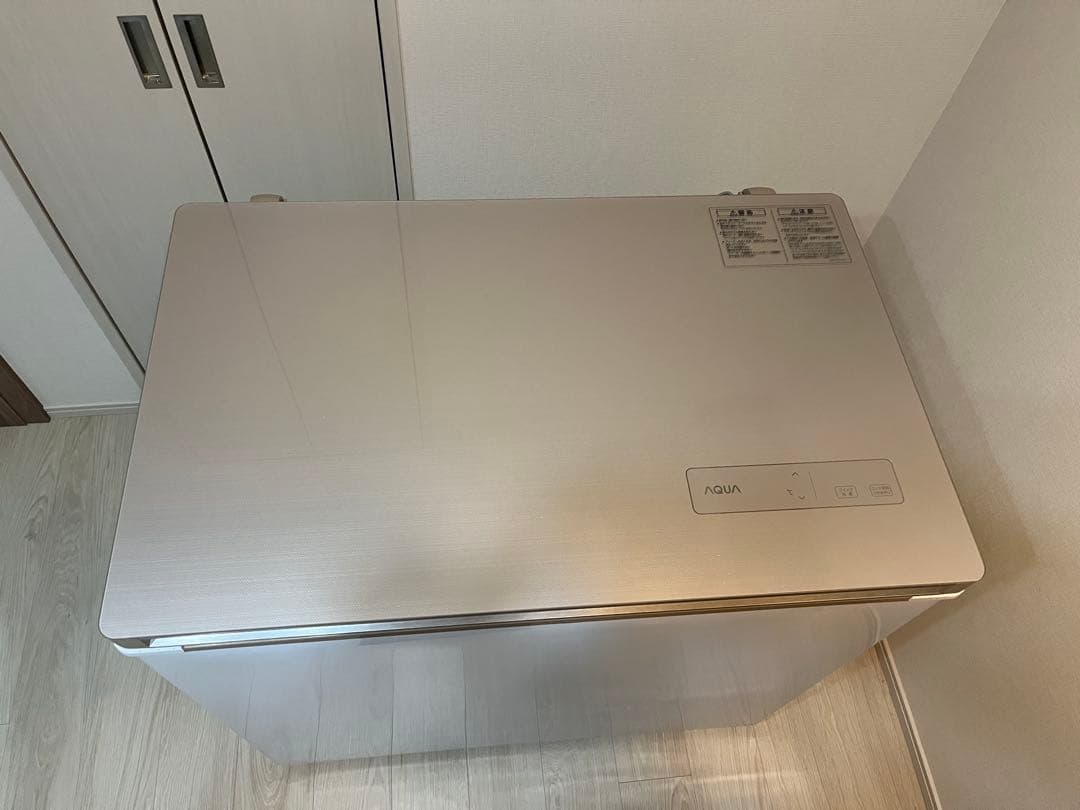 上開き1ドア冷凍庫（冷凍↔︎冷蔵切替え機能付き）AQUA AQF-GF20CN