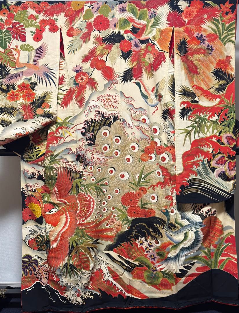 年代物　ビンテージ　振袖　孔雀　クジャク　kimono
