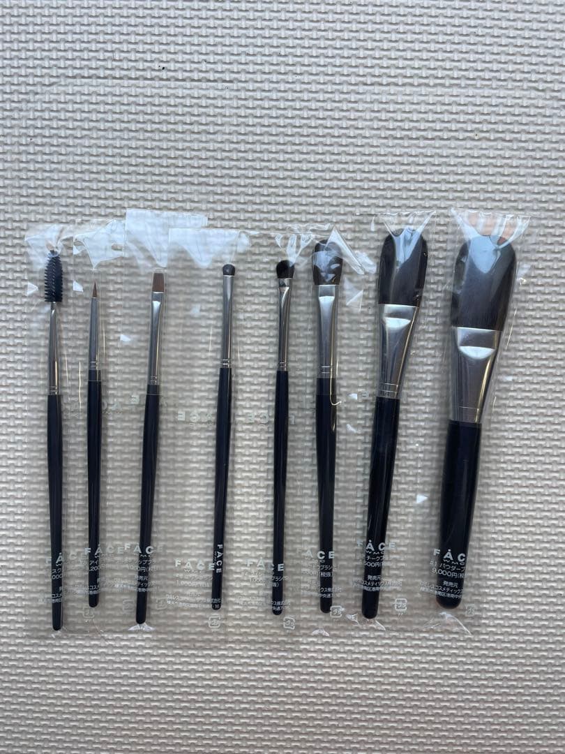 【未使用】メイクブラシ　8本セット