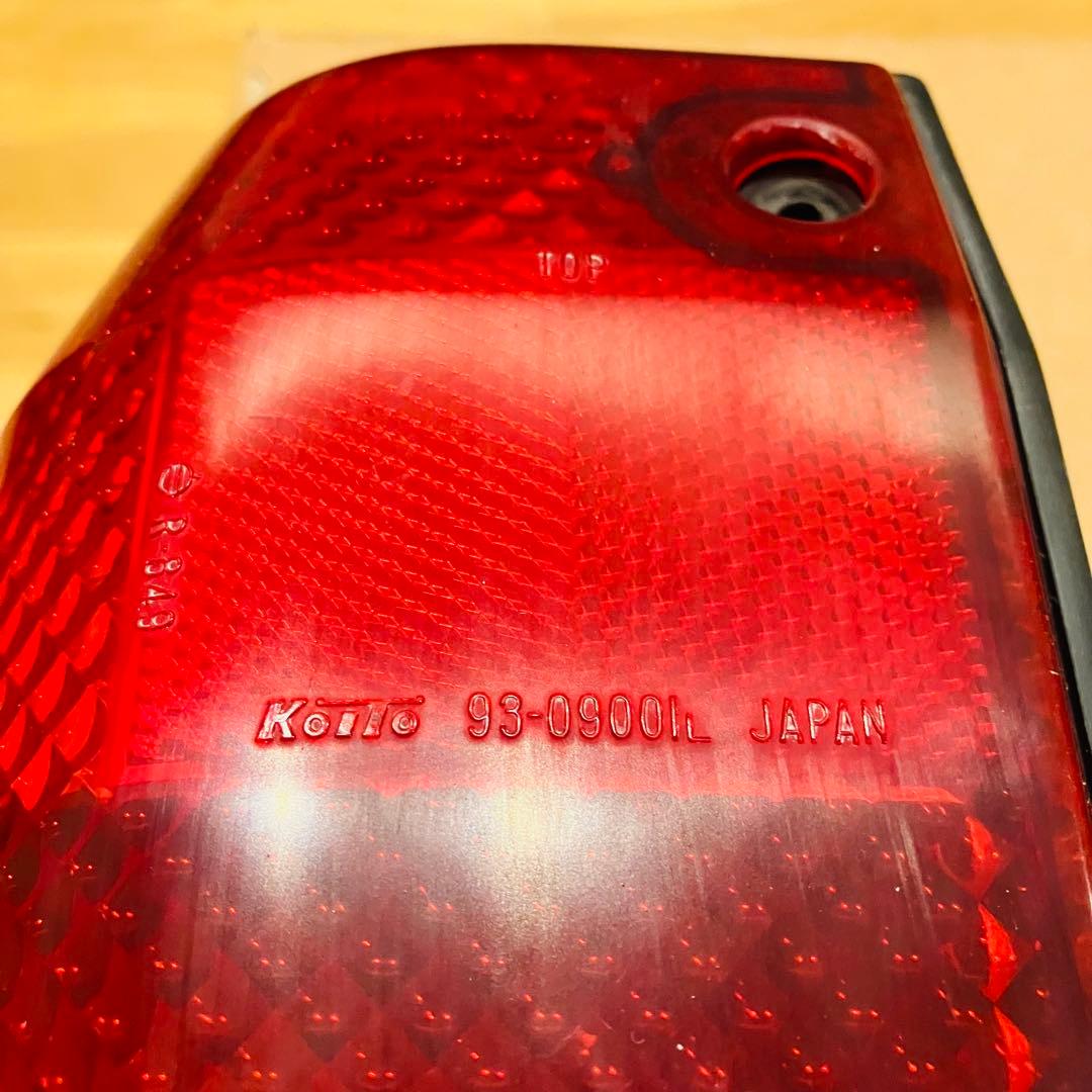 希少【純正/トヨタ/KOITO】78プラドテールランプレンズKZJ78他70系