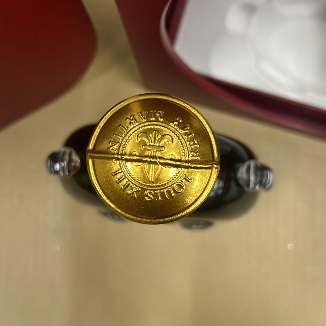 ア*カ様 レミーマルタン ルイ13世 ザ・クラシック 新型 シリアル一致