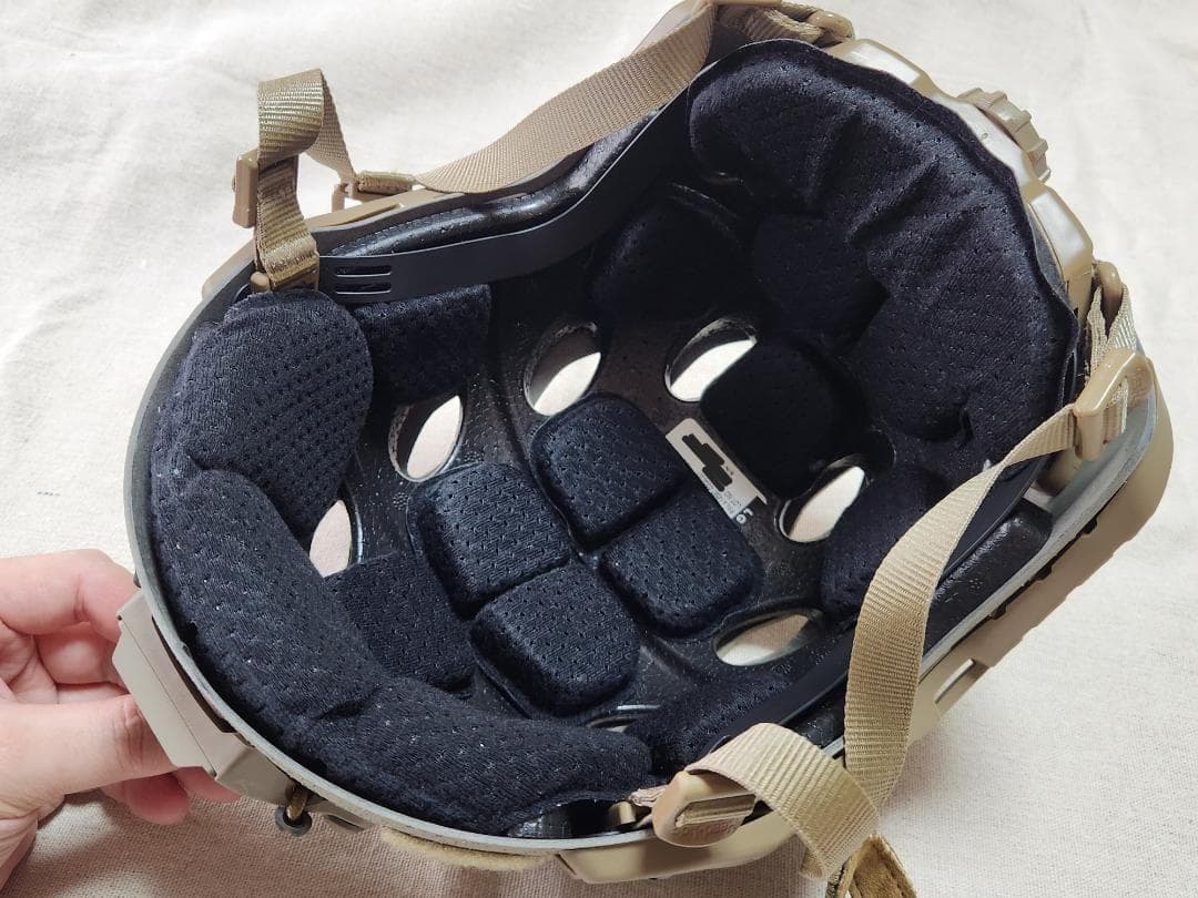 【新品】Ops-Core FAST SF カーボン ヘルメット