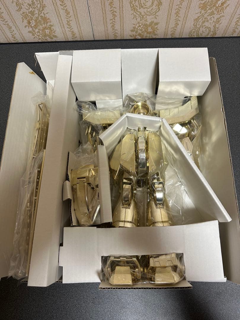 【希少新品】 ガンダム 限定版DXドラゴンガンダム ゴールドメッキバージョン
