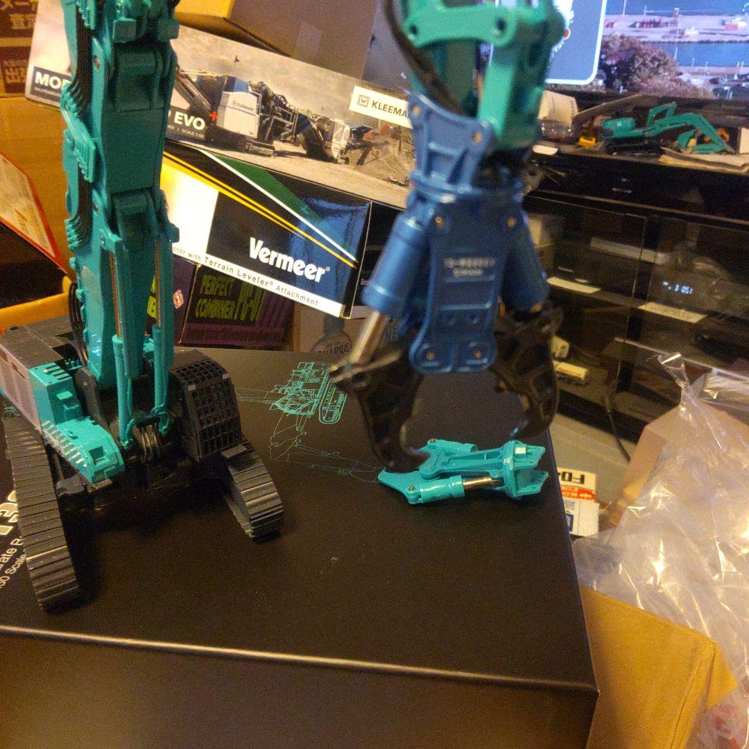 コベルコ建機　SK1300LC セパレートブーム　大割セット　1/50