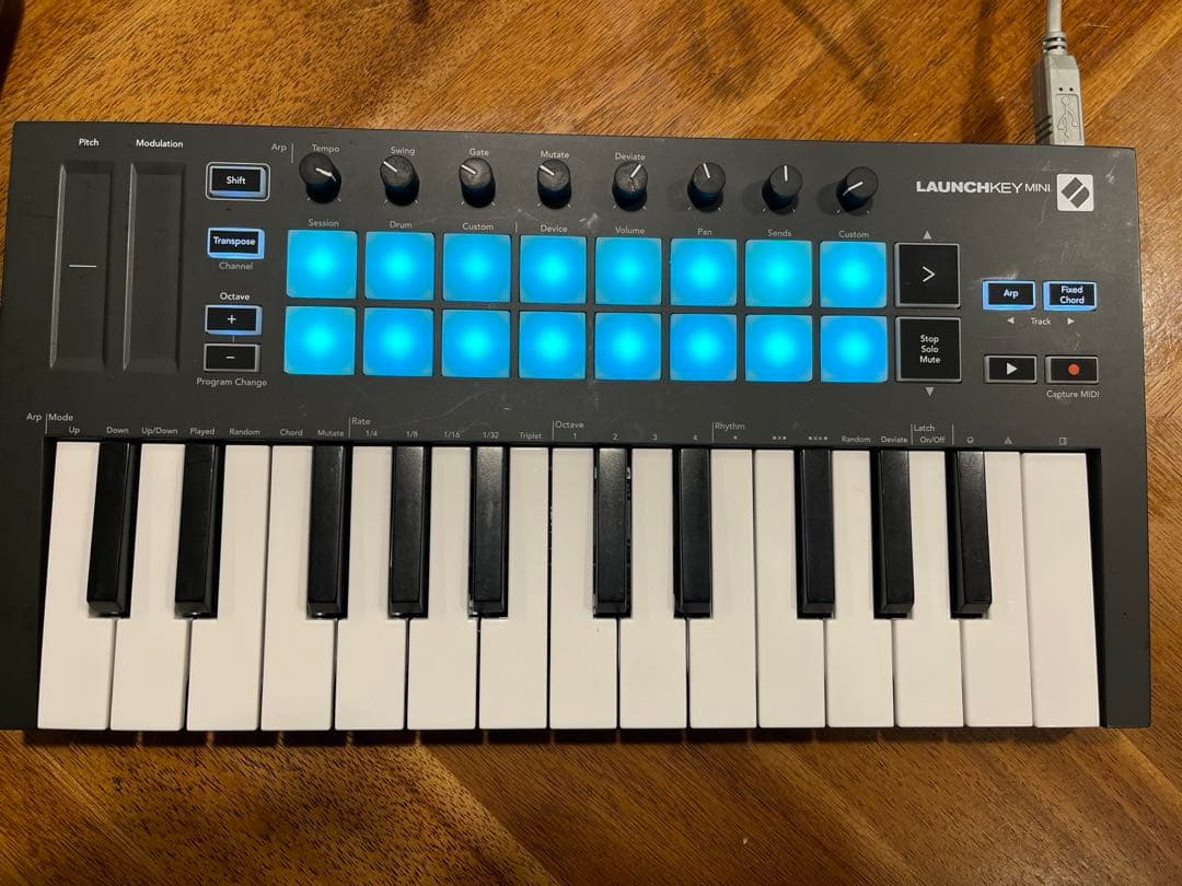 【美品】novation LAUNCHKEY mini MK3