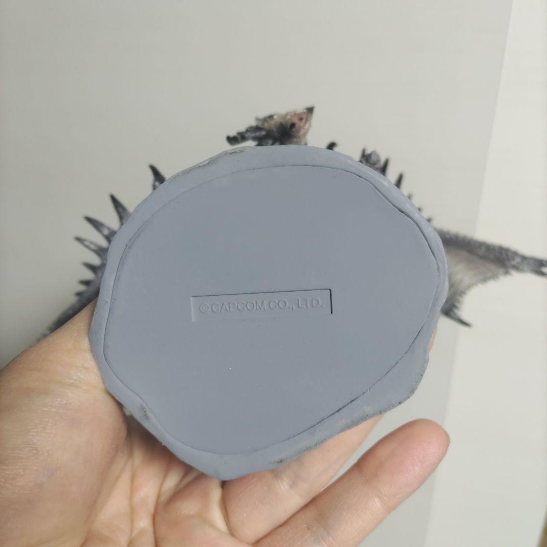 クリエイターズモデル リオレウス 希少種　モンスターハンター　銀【おまけ付き】