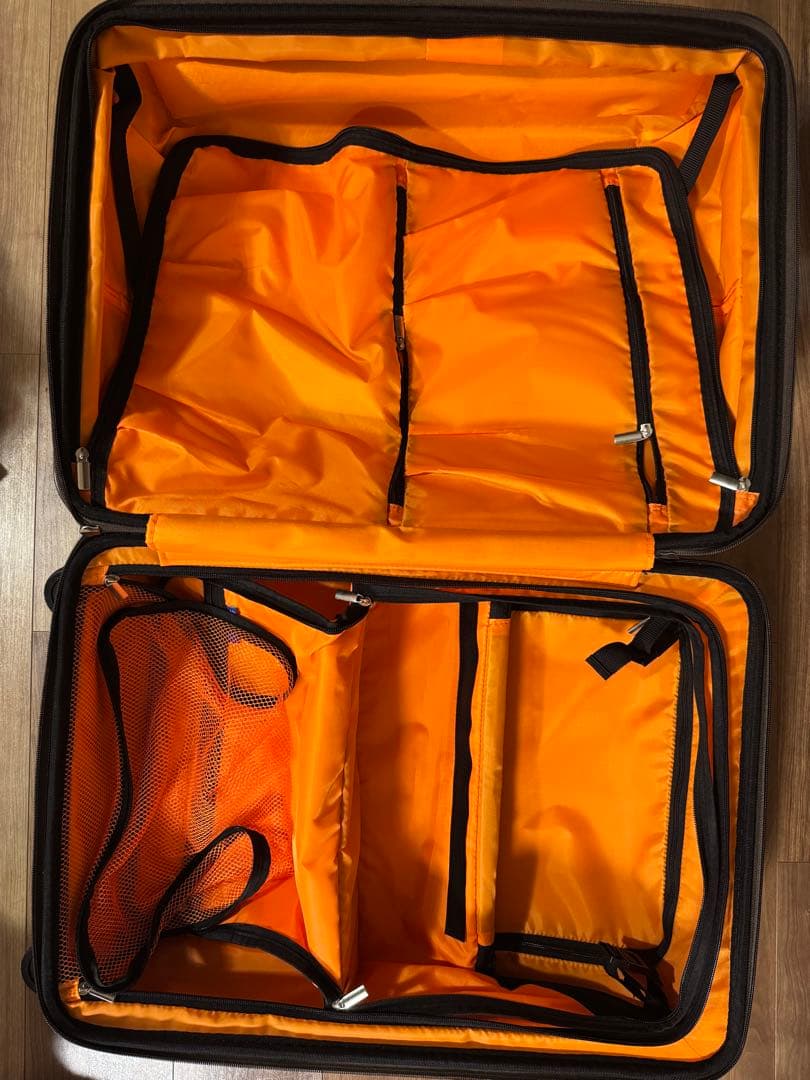 トラベリスト レスト キャリー フロントオーブン 最大71Lまで拡張可能