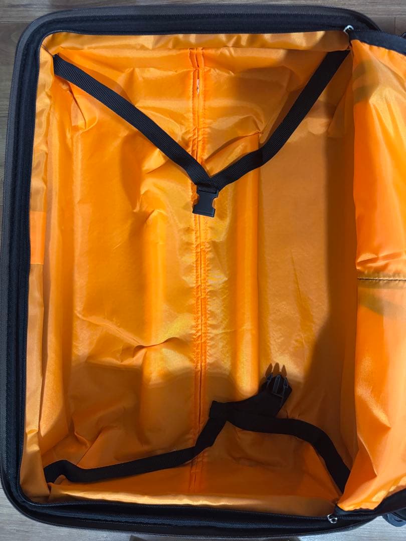 トラベリスト レスト キャリー フロントオーブン 最大71Lまで拡張可能