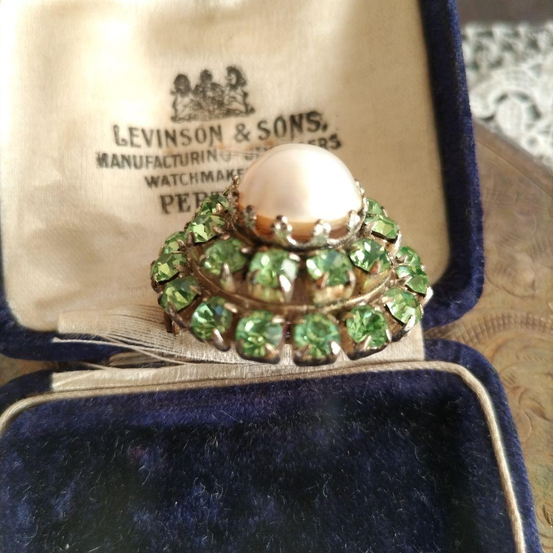 ウランガラス マベパール ヴィンテージ ブローチ