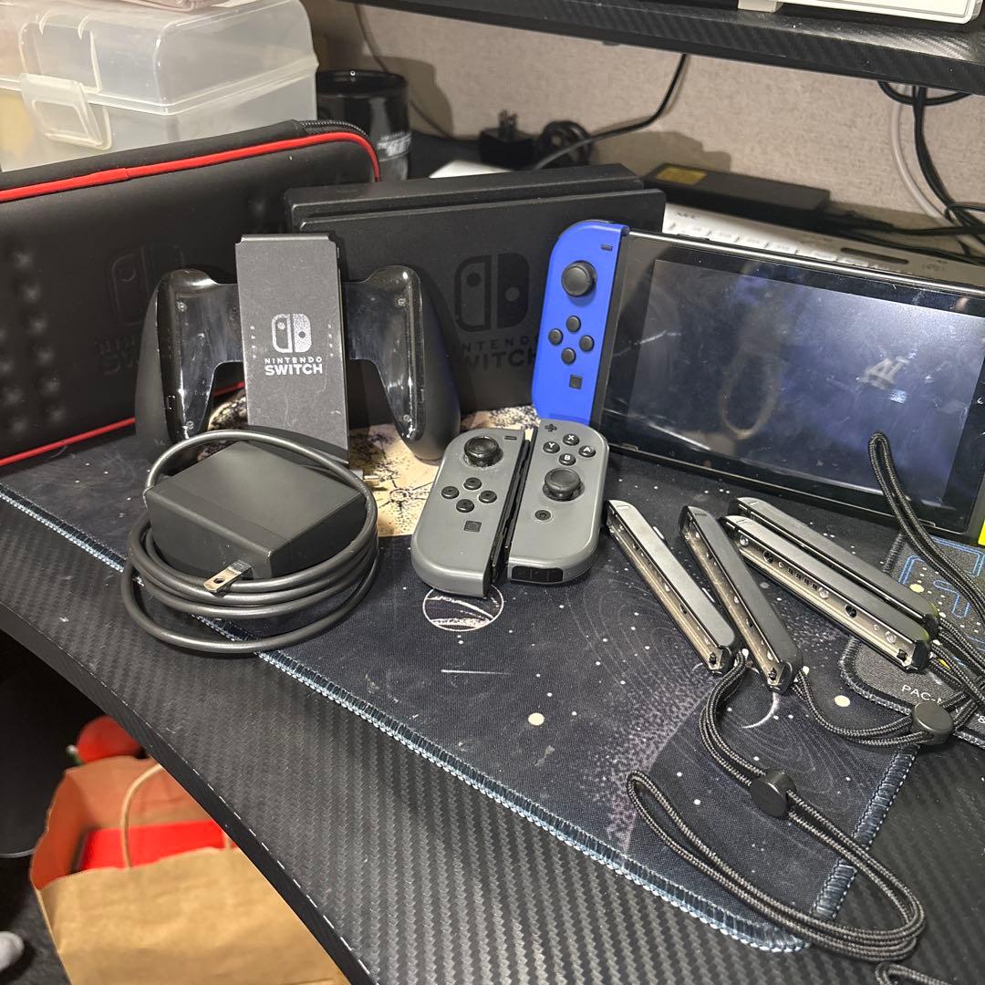 k*i様 『大特価！』Nintendo Switch 青/黄 本体 充実の付属品